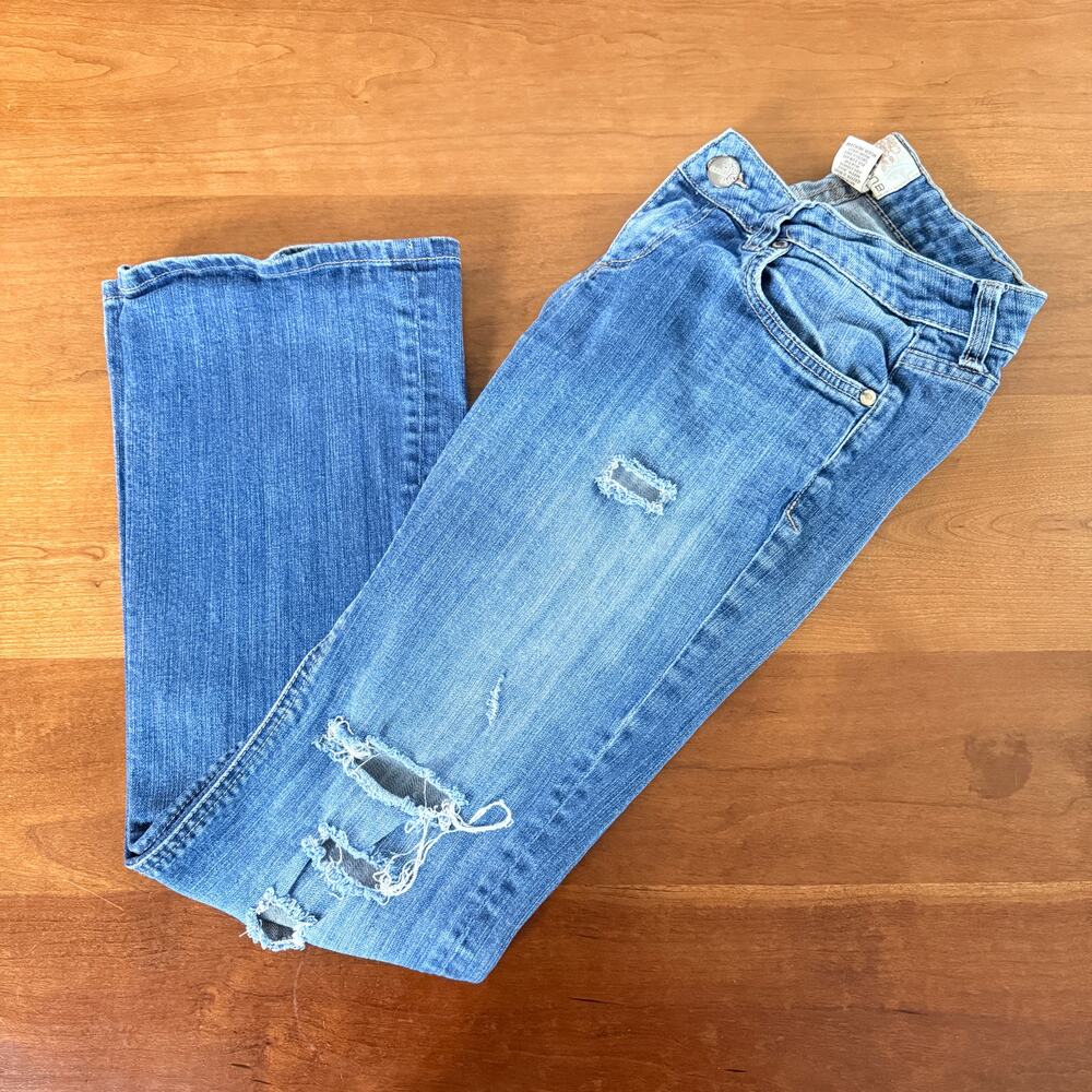 Arden B Distressed Low Rise Bootcut Jeans Size 8